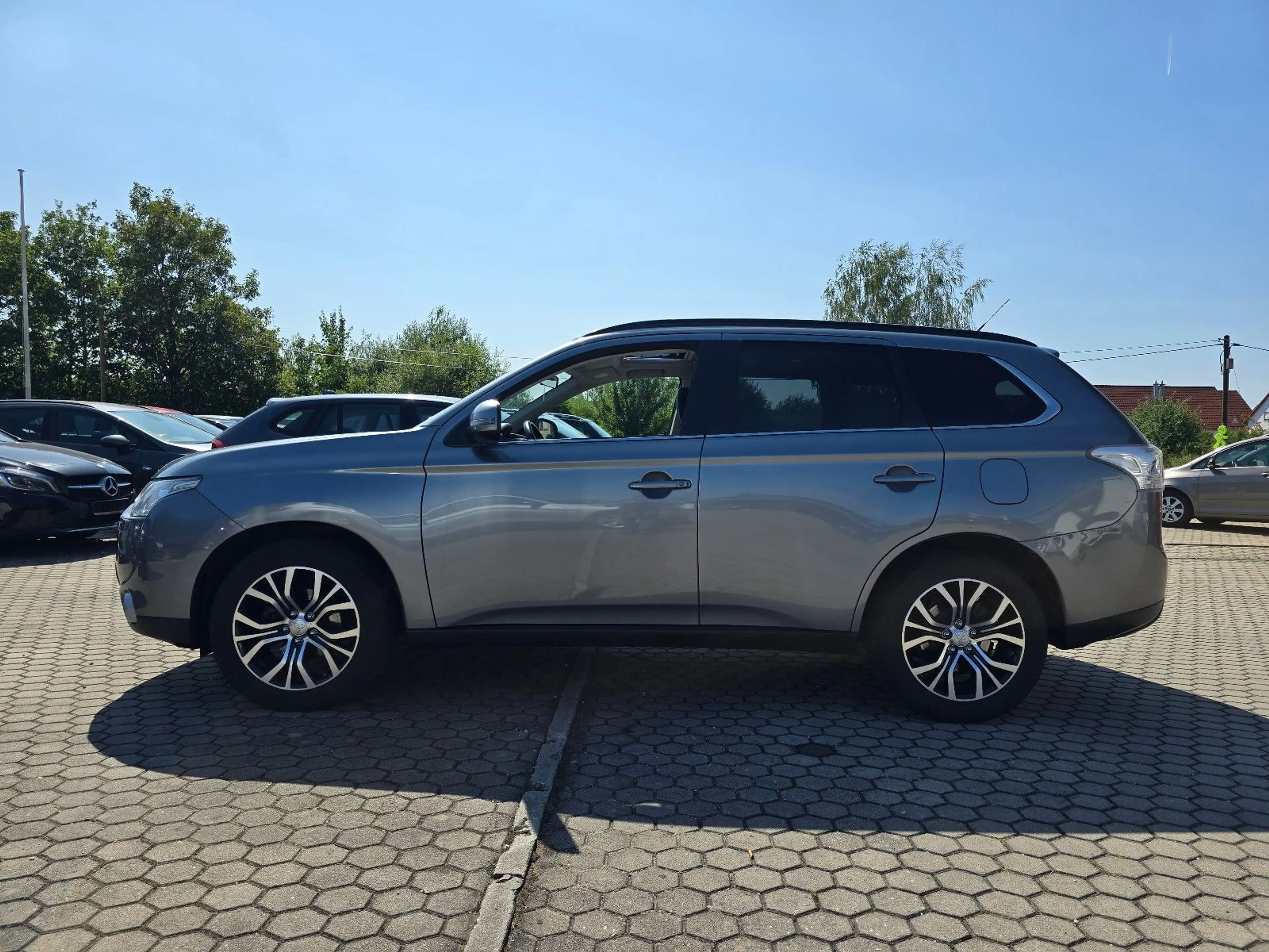 Mitsubishi Outlander ClearTec Instyle 4WD — photo 2