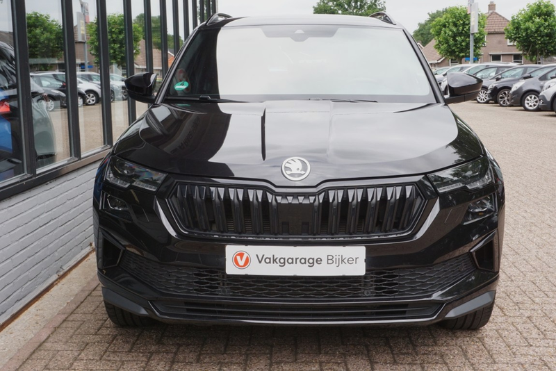 Skoda Karoq 1.5 TSI ACT Sportline Business Camera/Navi/App-Con — photo 2