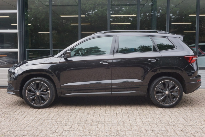 Skoda Karoq 1.5 TSI ACT Sportline Business Camera/Navi/App-Con — photo 3