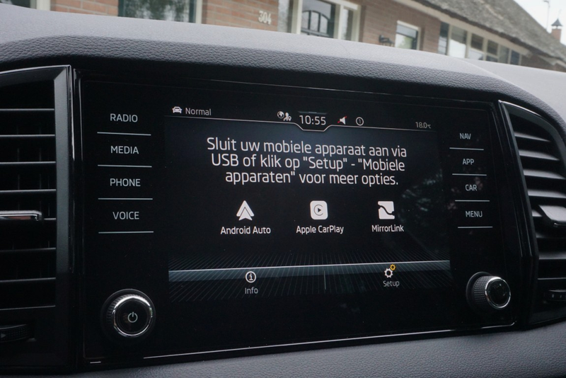 Skoda Karoq 1.5 TSI ACT Sportline Business Camera/Navi/App-Con — photo 13
