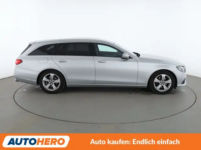 Mercedes-Benz E-Class view 7