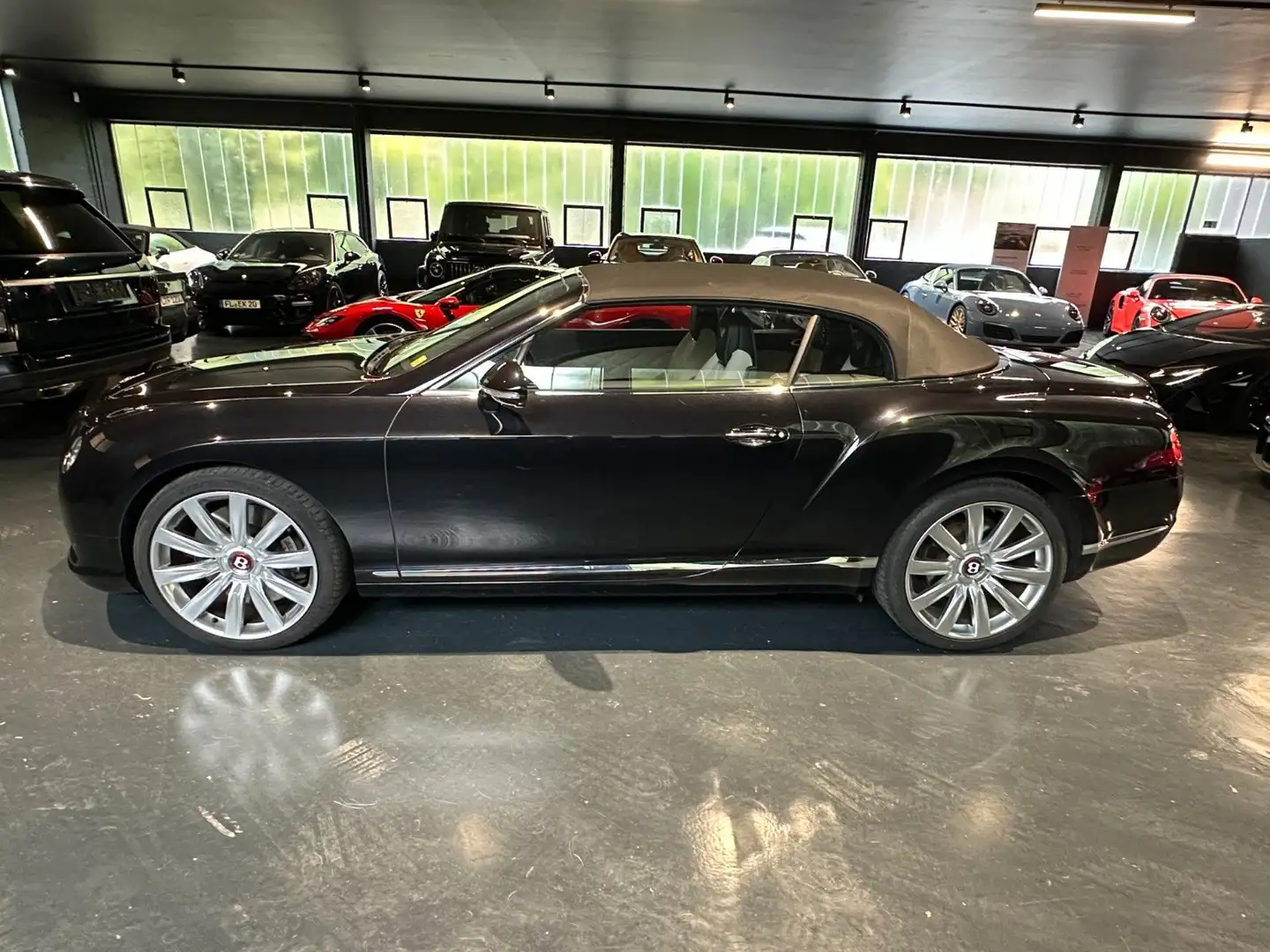 Bentley Continental GTC 4.0 V8 4WD Automatik Black - 2