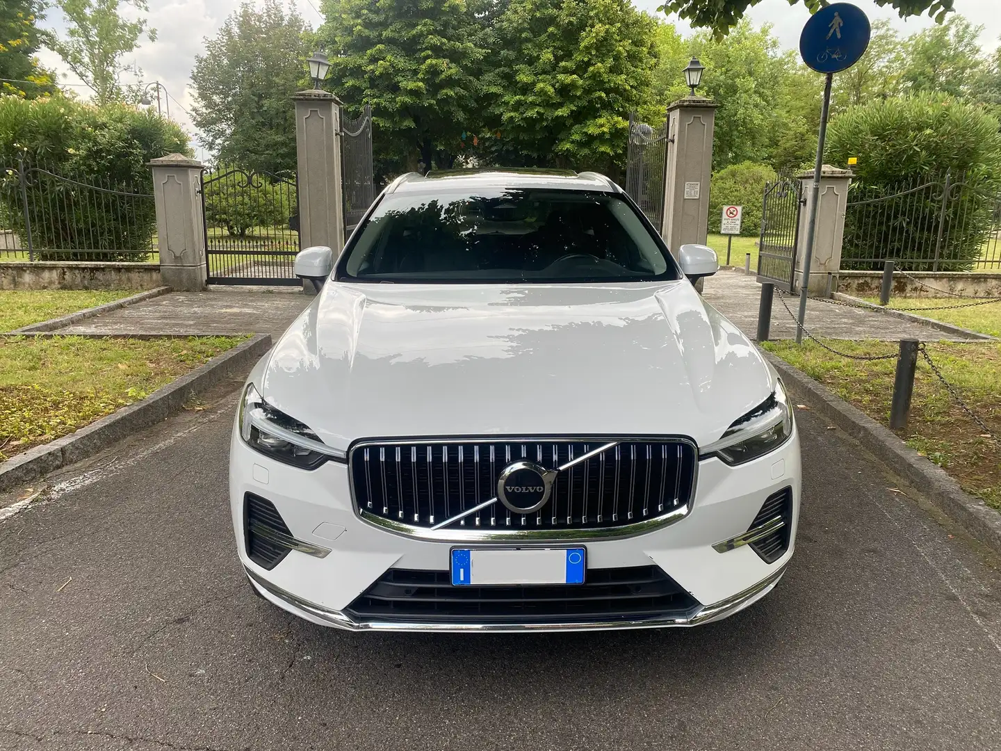 Volvo XC60 XC60 II 2022 2.0 b4 Inscription awd auto-TETTO- Bianco - 1