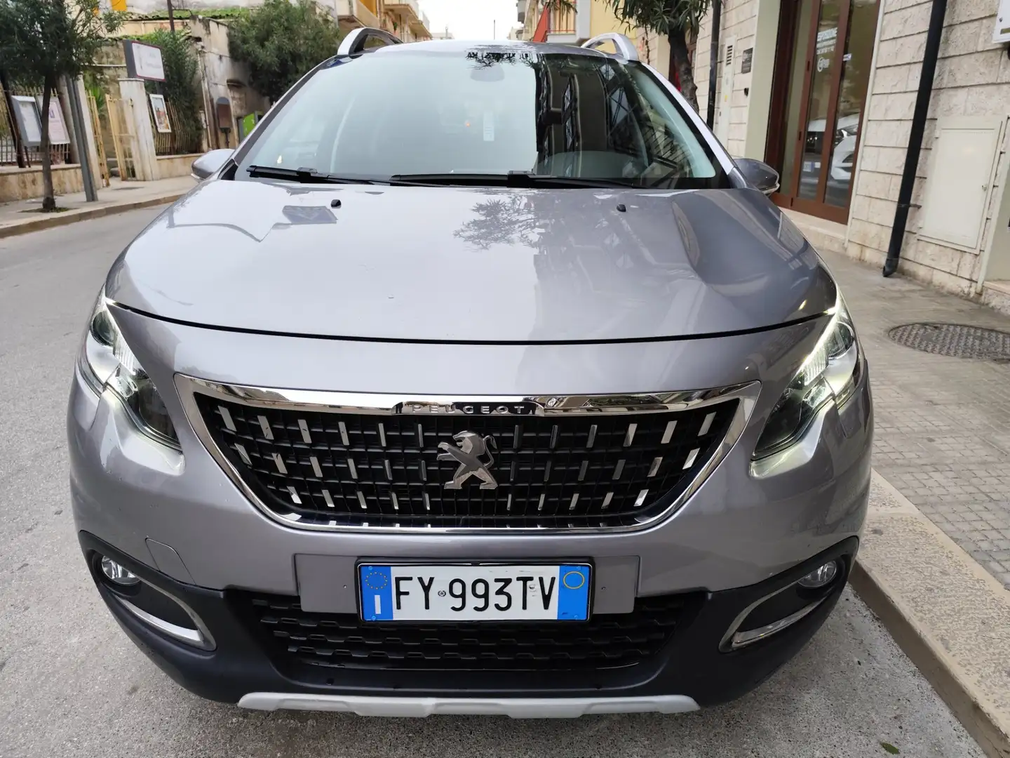 Peugeot 2008 BlueHDi 100CV Allure NAVI Grigio - 2
