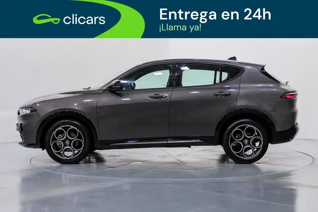 Alfa Romeo Tonale view 8