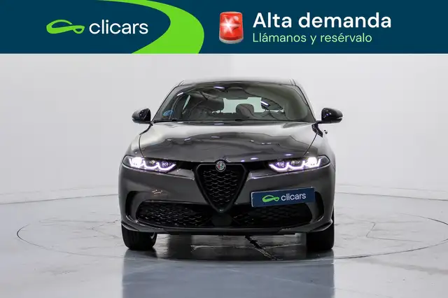 Alfa Romeo Tonale view 2