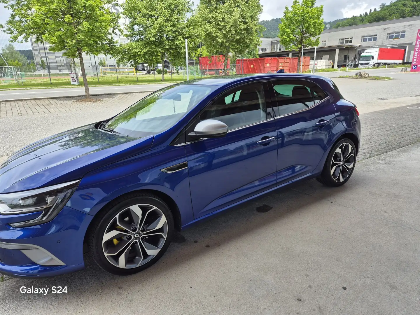 Renault Megane ENERGY dCi 110 GT LINE - 2