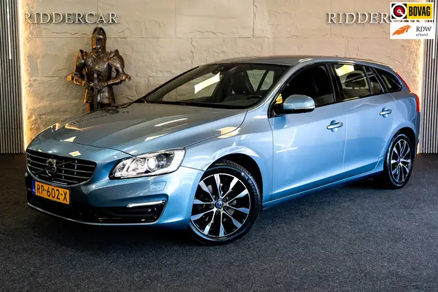 Volvo V60 1.5 T3 Polar+ Dynamic|GARANTIE|AUTOMAAT|NAP|TREKHA