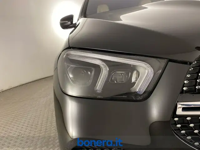 Mercedes-Benz GLE view 8