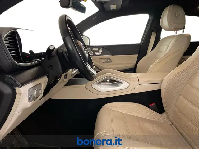 Mercedes-Benz GLE view 11