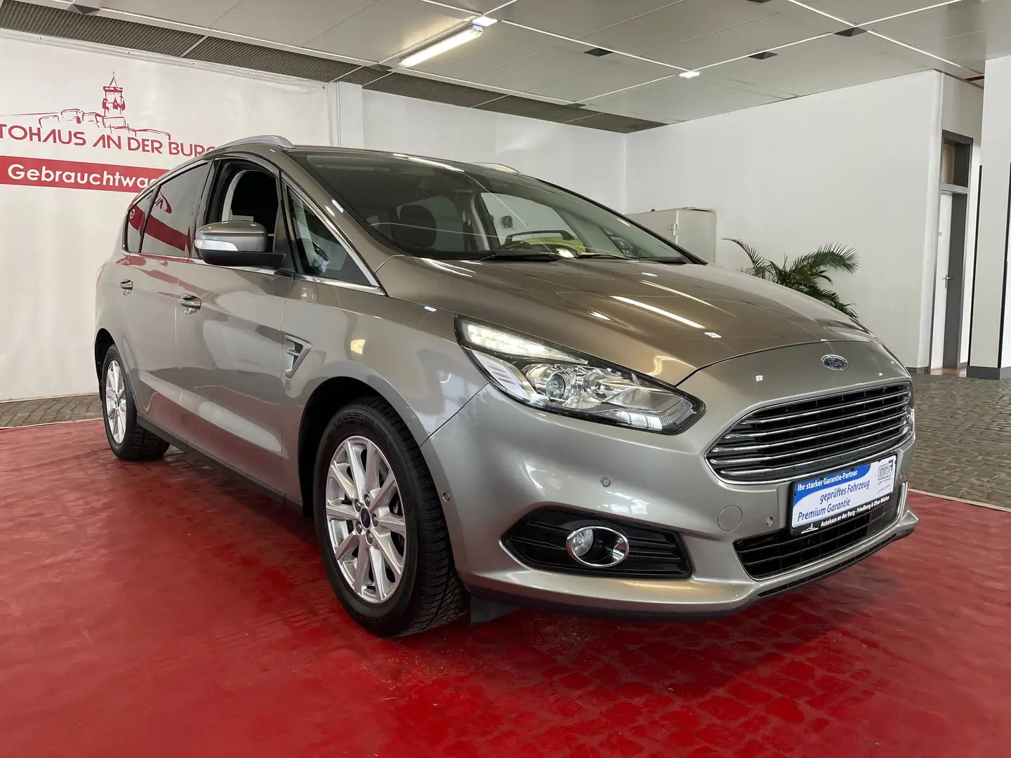 Ford S-Max Titanium - 7 Sitzer Gris - 1