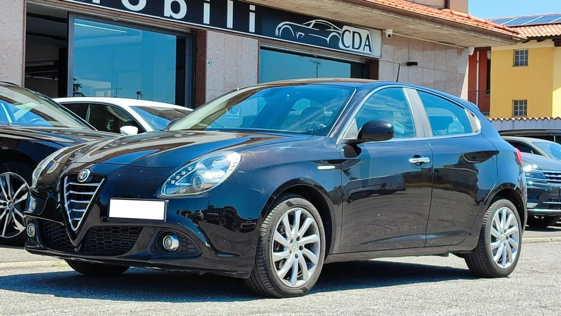 Alfa Romeo Giulietta 1.6 JTDm-2 105 CV Zwart - 1