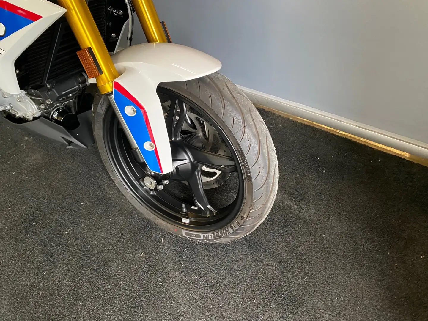 BMW G 310 R BMW G310R 245KM!! PERFECTE STAAT *** garantie *** Wit - 2