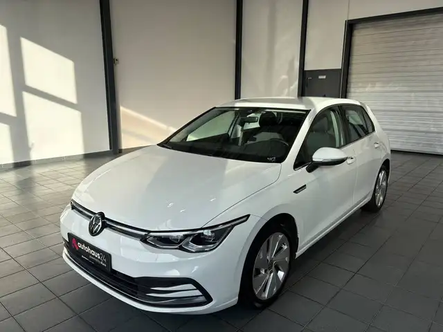 Volkswagen Golf view 3