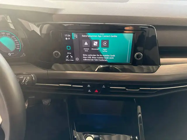 Volkswagen Golf view 11
