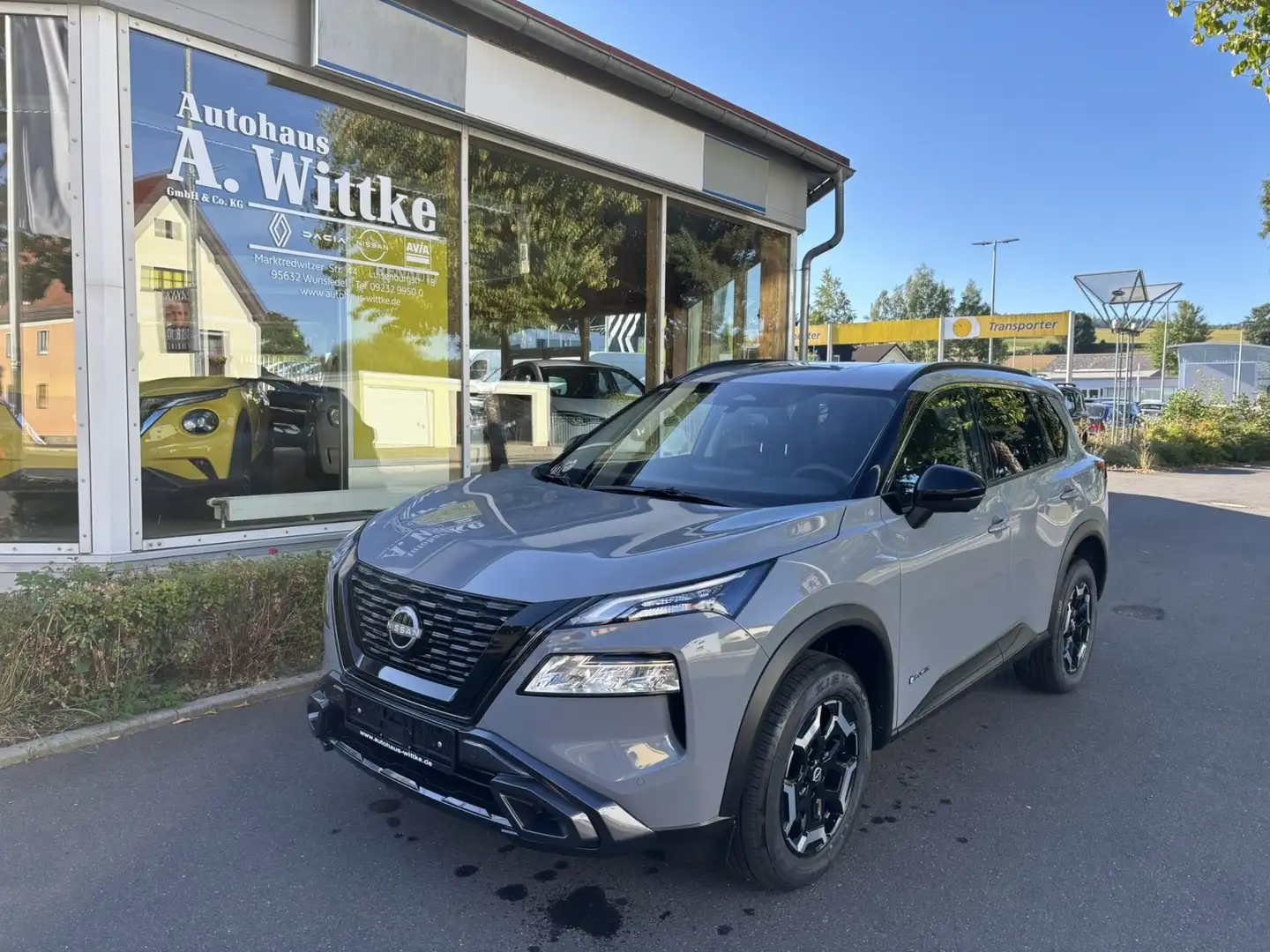 Nissan X-Trail 1.5 VC-T e-4ORCE 213PS 4x4 N-Trek 5Sitze Gris - 1