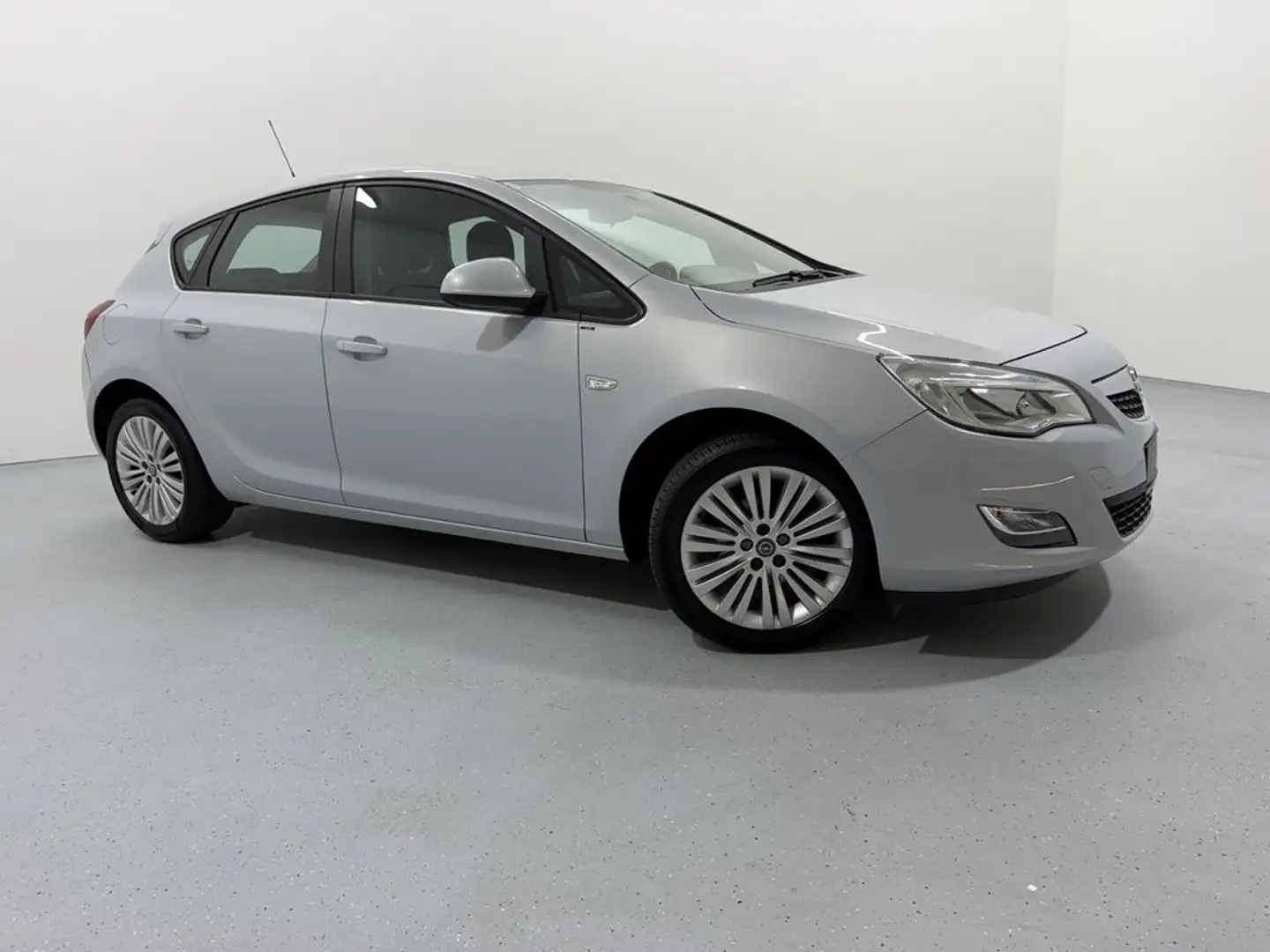 Opel Astra Edition KLIMA TEMPOMAT Weiß - 2