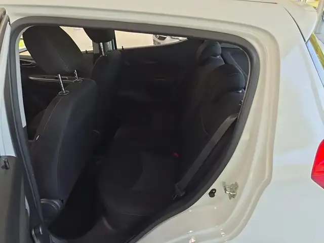 Opel Karl view 11