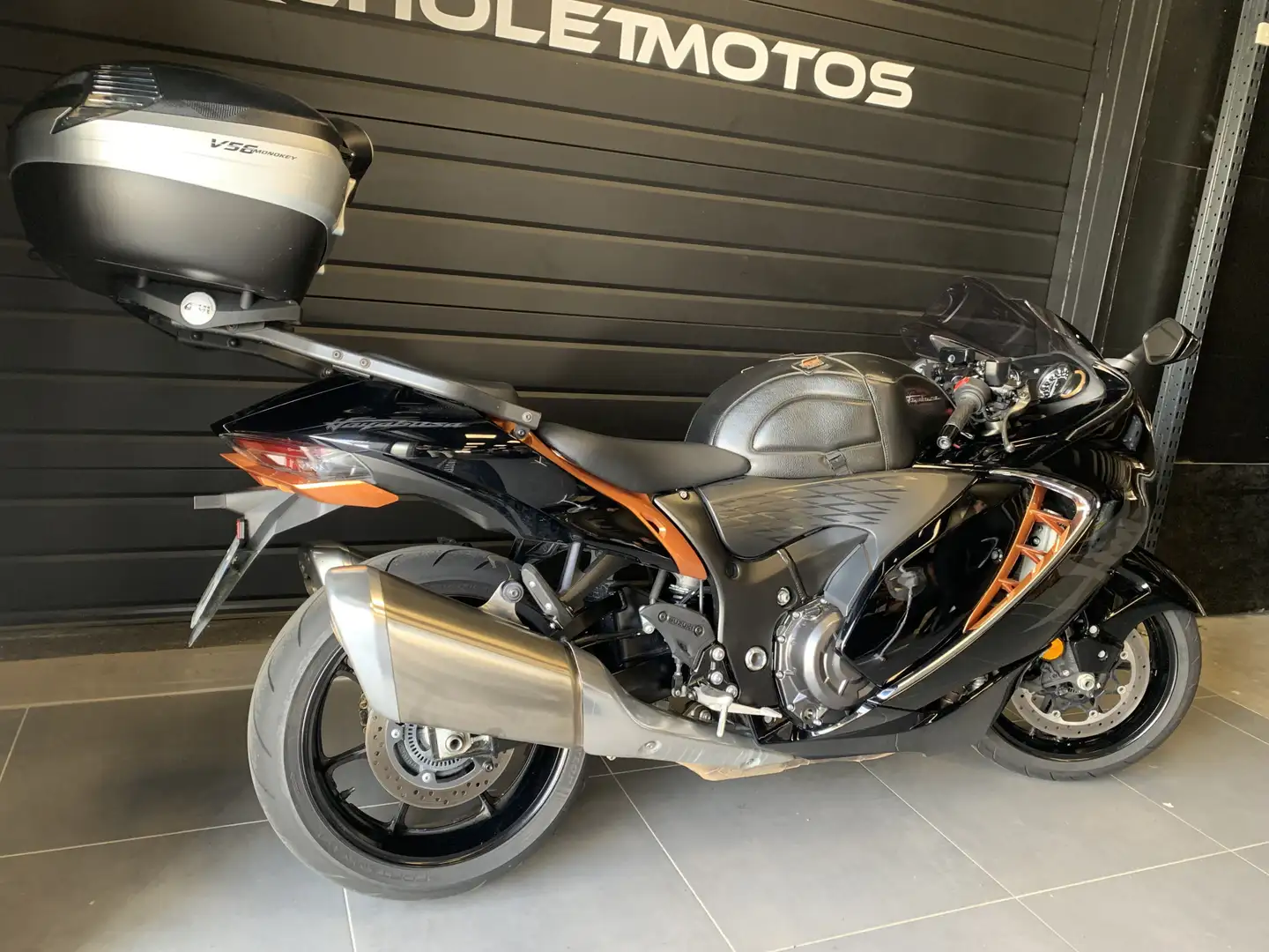 Suzuki Hayabusa Noir - 2