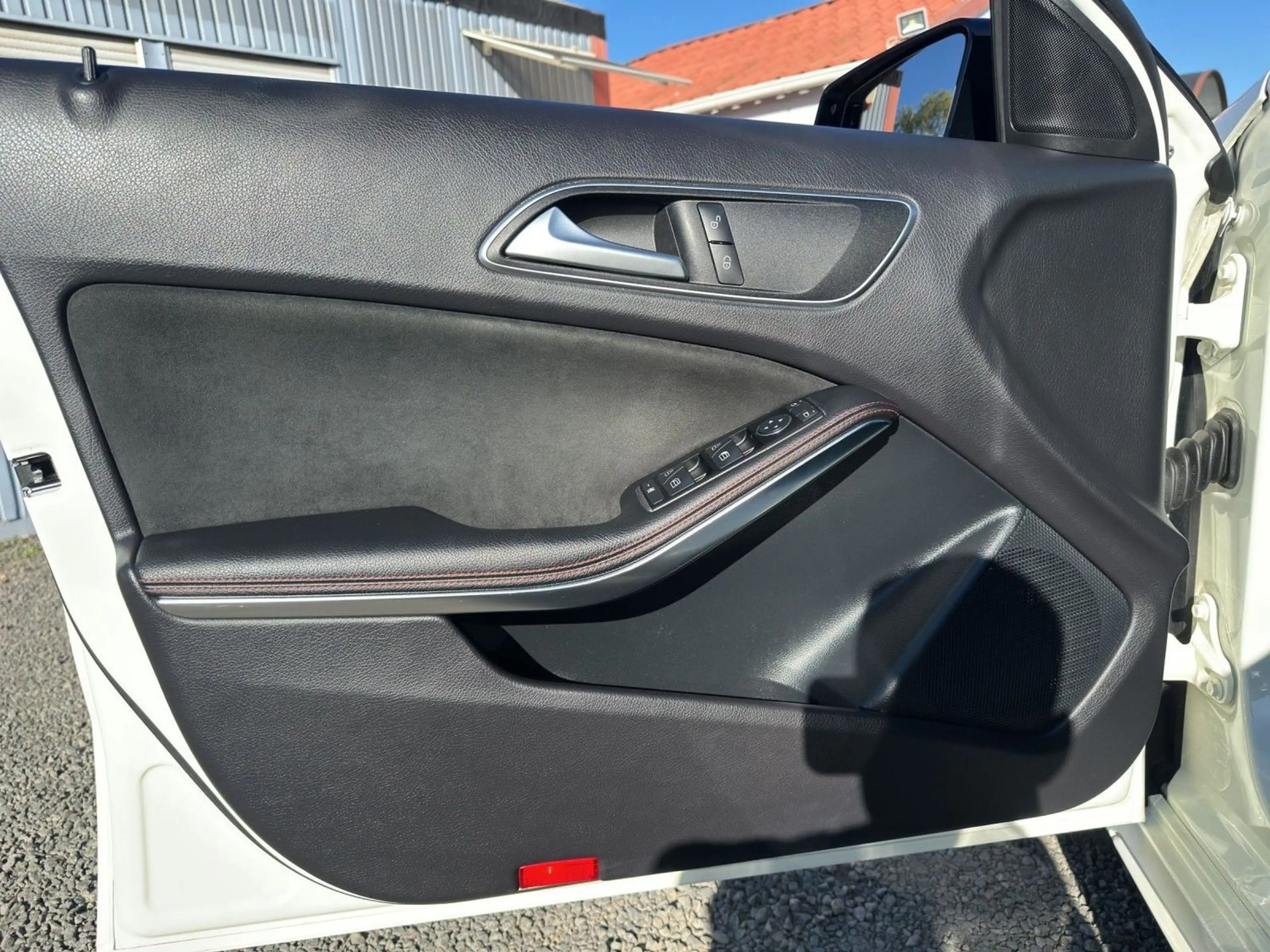 Mercedes-Benz A 180 AMG Line BlueEfficiency — photo 12