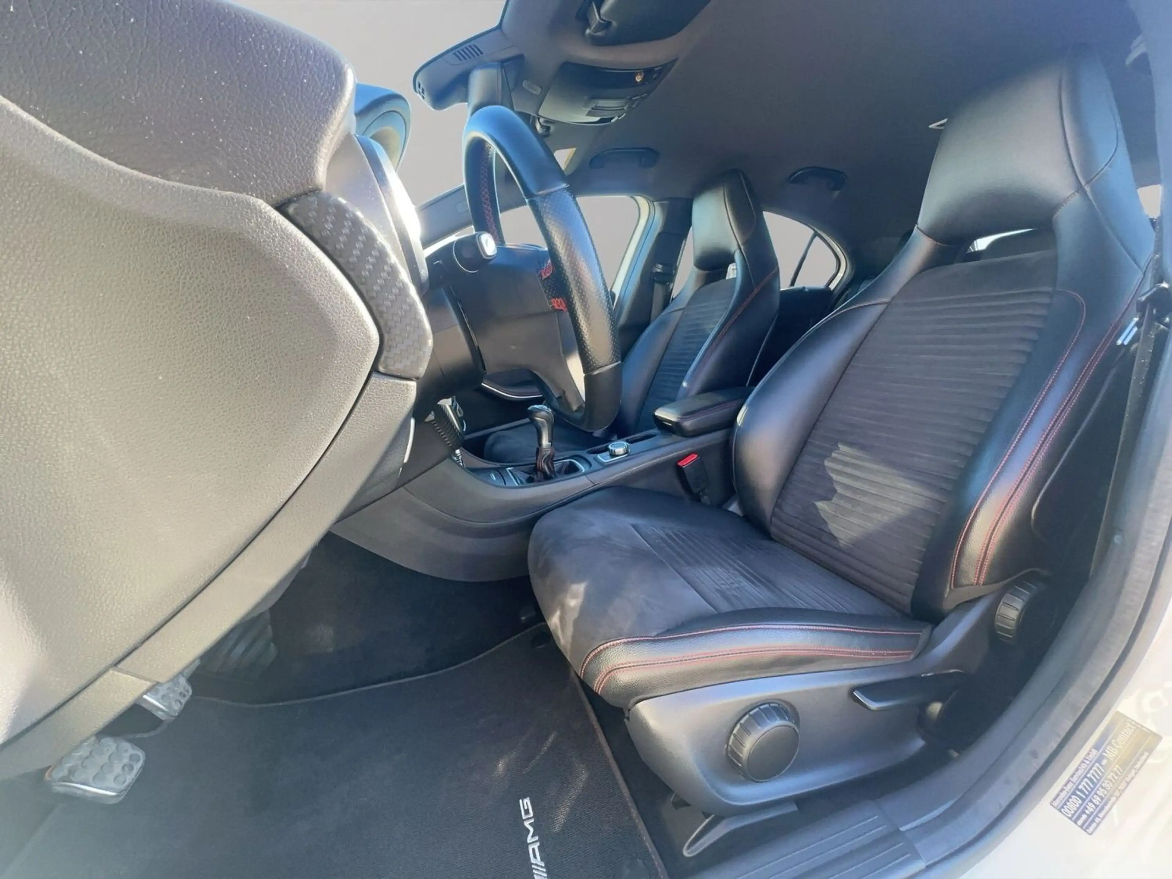 Mercedes-Benz A 180 AMG Line BlueEfficiency — photo 11