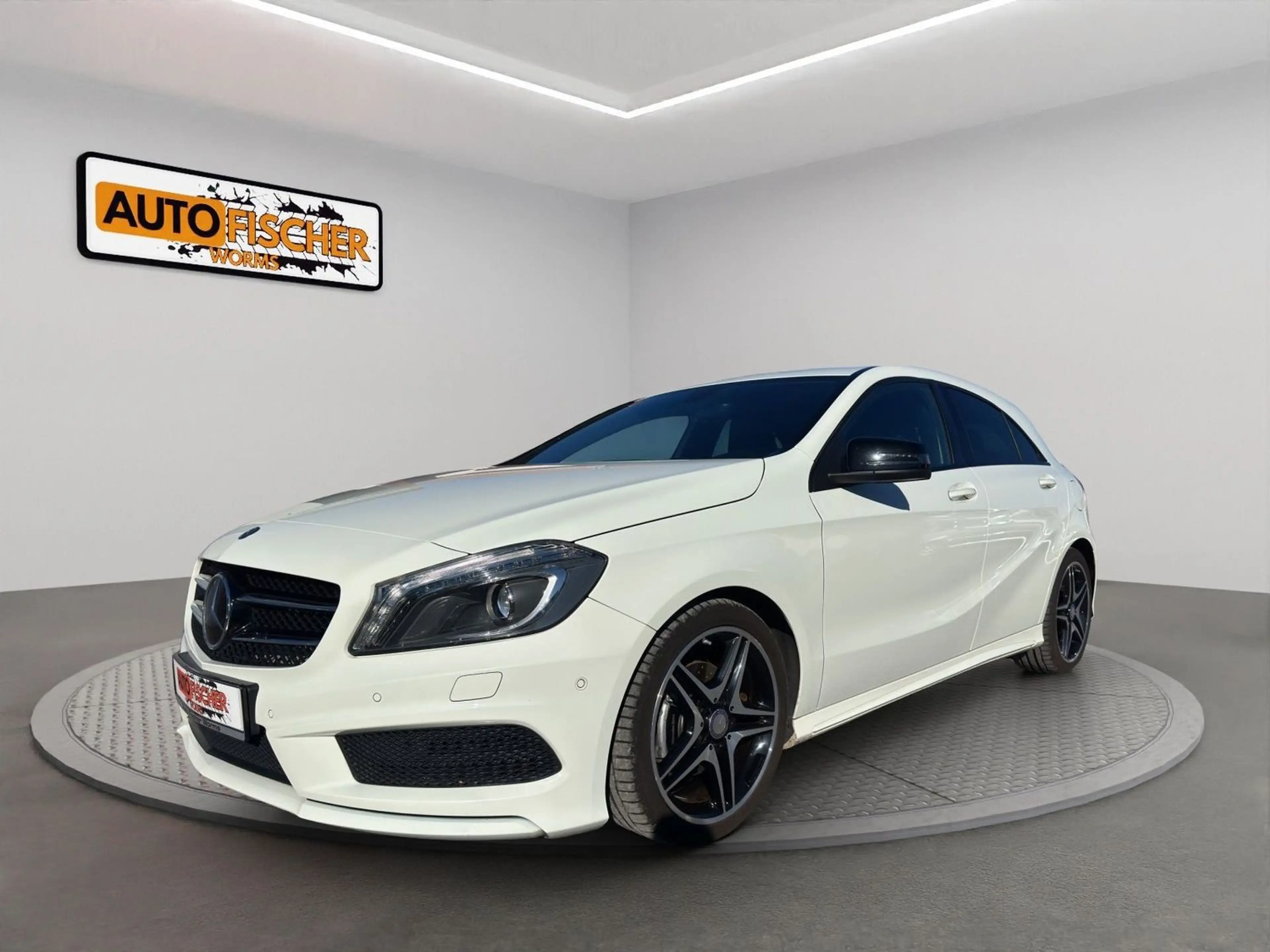 Mercedes-Benz A 180 AMG Line BlueEfficiency — photo 3