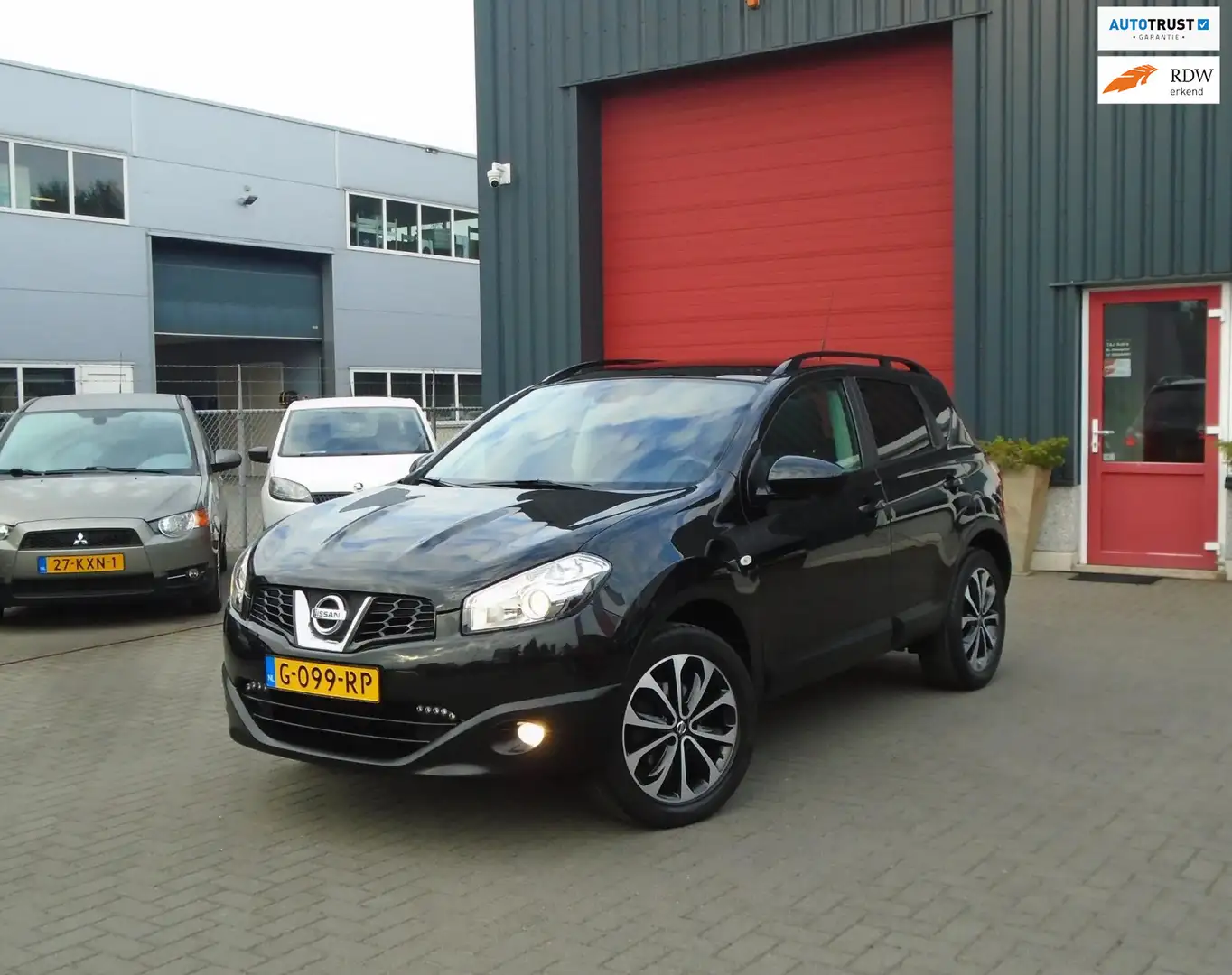 Nissan Qashqai 1.6 Tech View,Pano-Dak,Cruise,H-Leder Zwart - 1