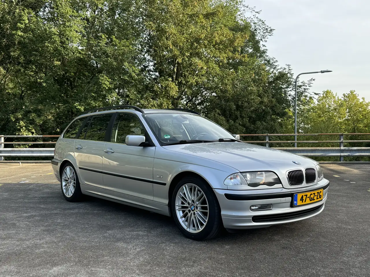 BMW 325 Alcantara | Handbak | 19 jaar 1 eigenaar, foto 6