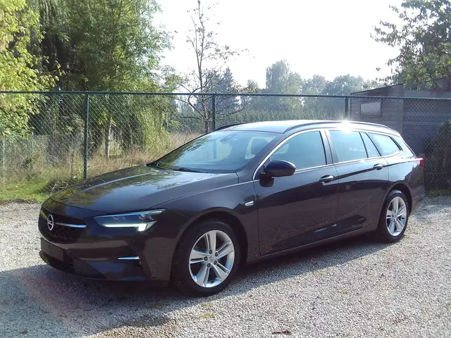 Opel Insignia Break 90dkm Automaat 17"Alu Topwagen EU6 Nw st 021