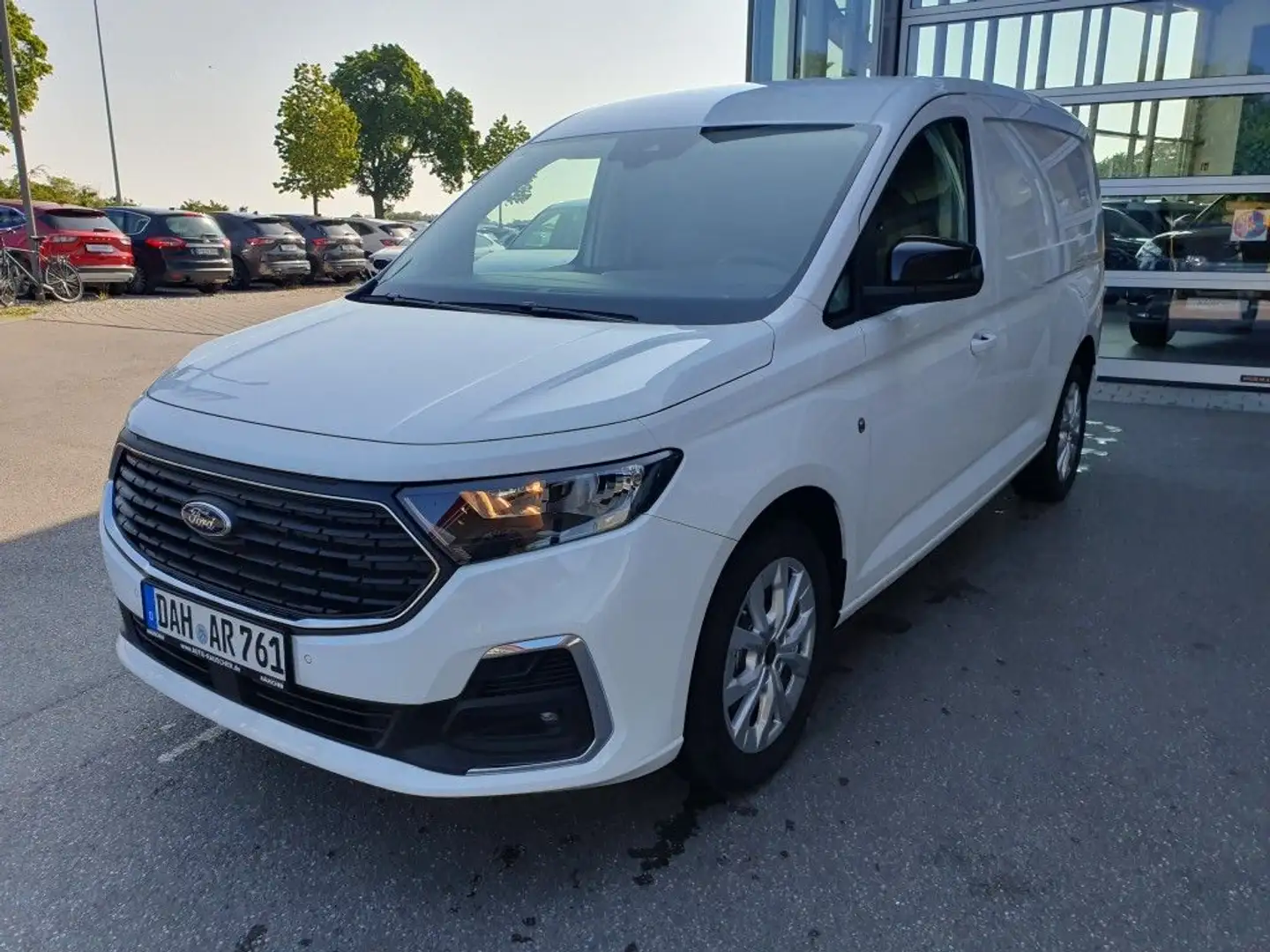 Ford Transit Connect Grand L2 FWD Limited Blanc - 1