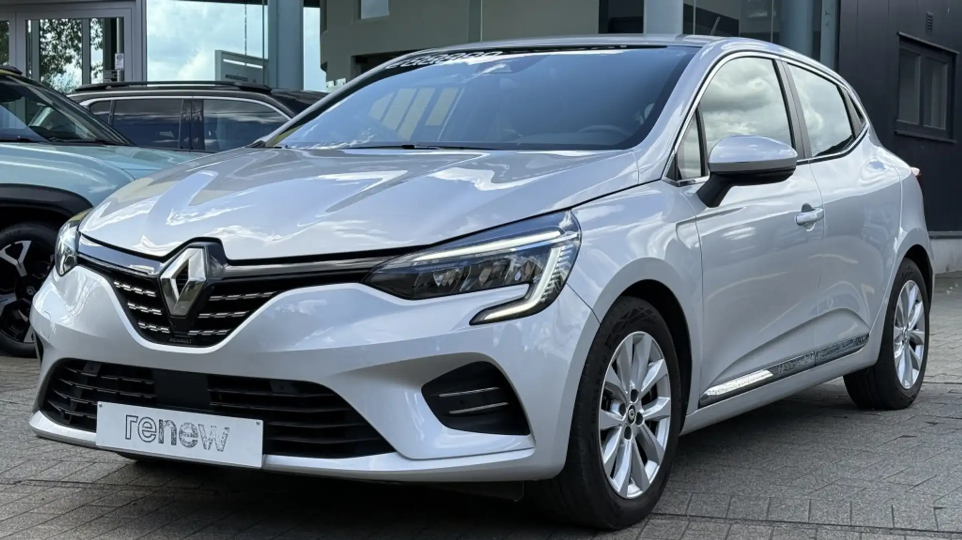 Renault Clio 1.0 TCe Intens Silber - 1