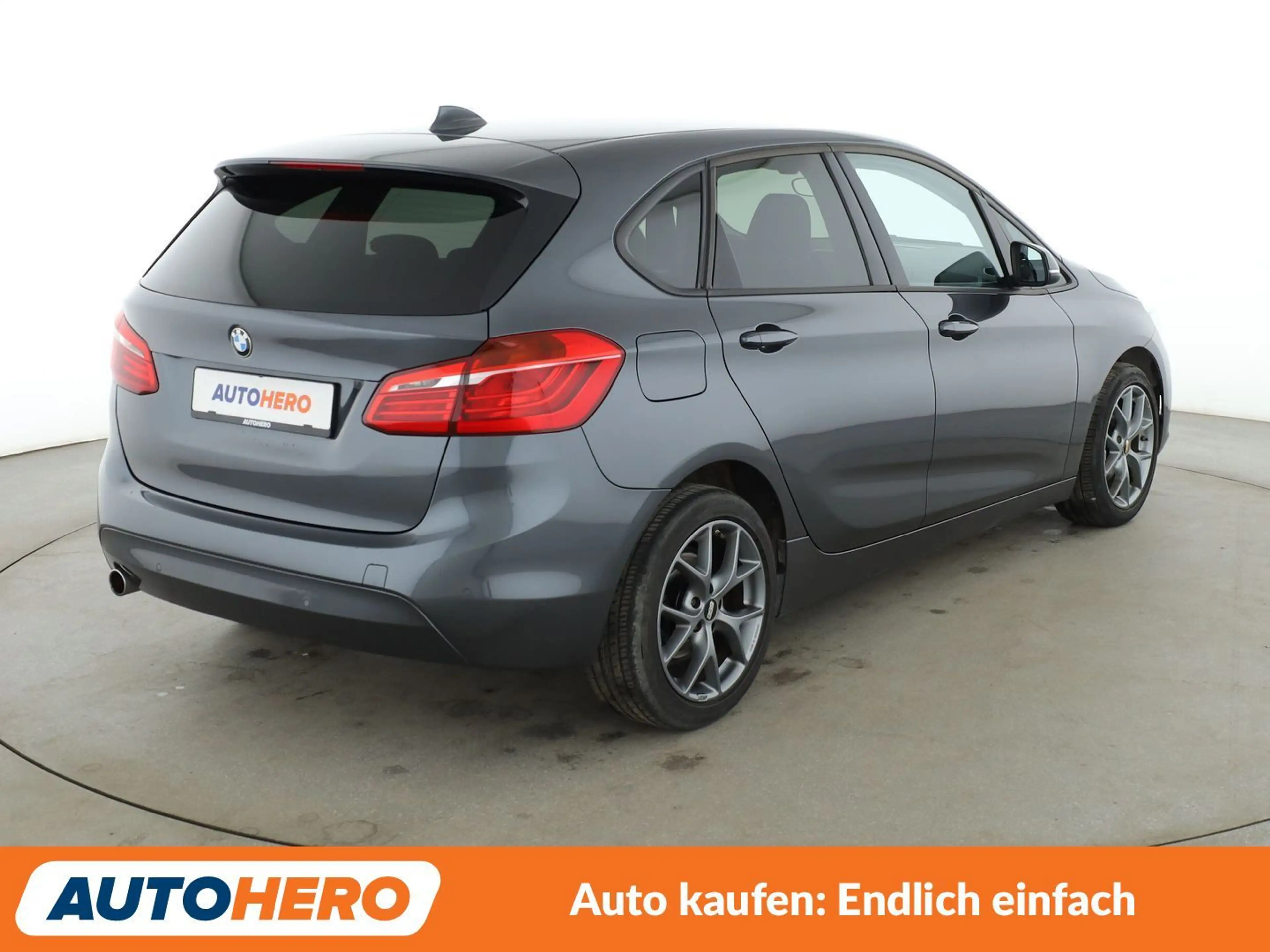 BMW 214 214d Active Tourer Basis *NAVI*TEMPO*PDC*SHZ* — photo 6