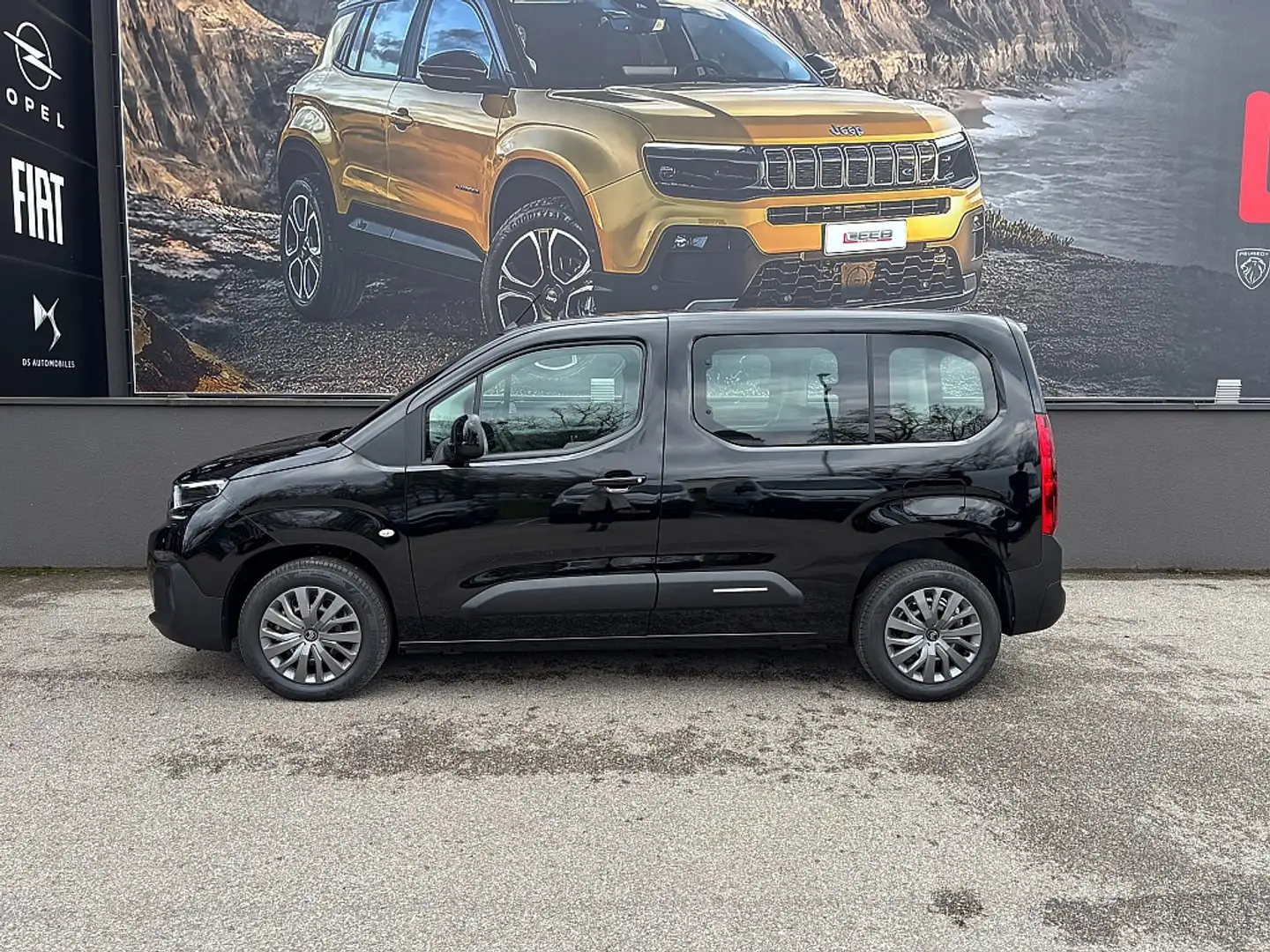 Citroen Berlingo BlueHDi 100 S&S Plus M inkl. Winterpaket, Visio... Schwarz - 2
