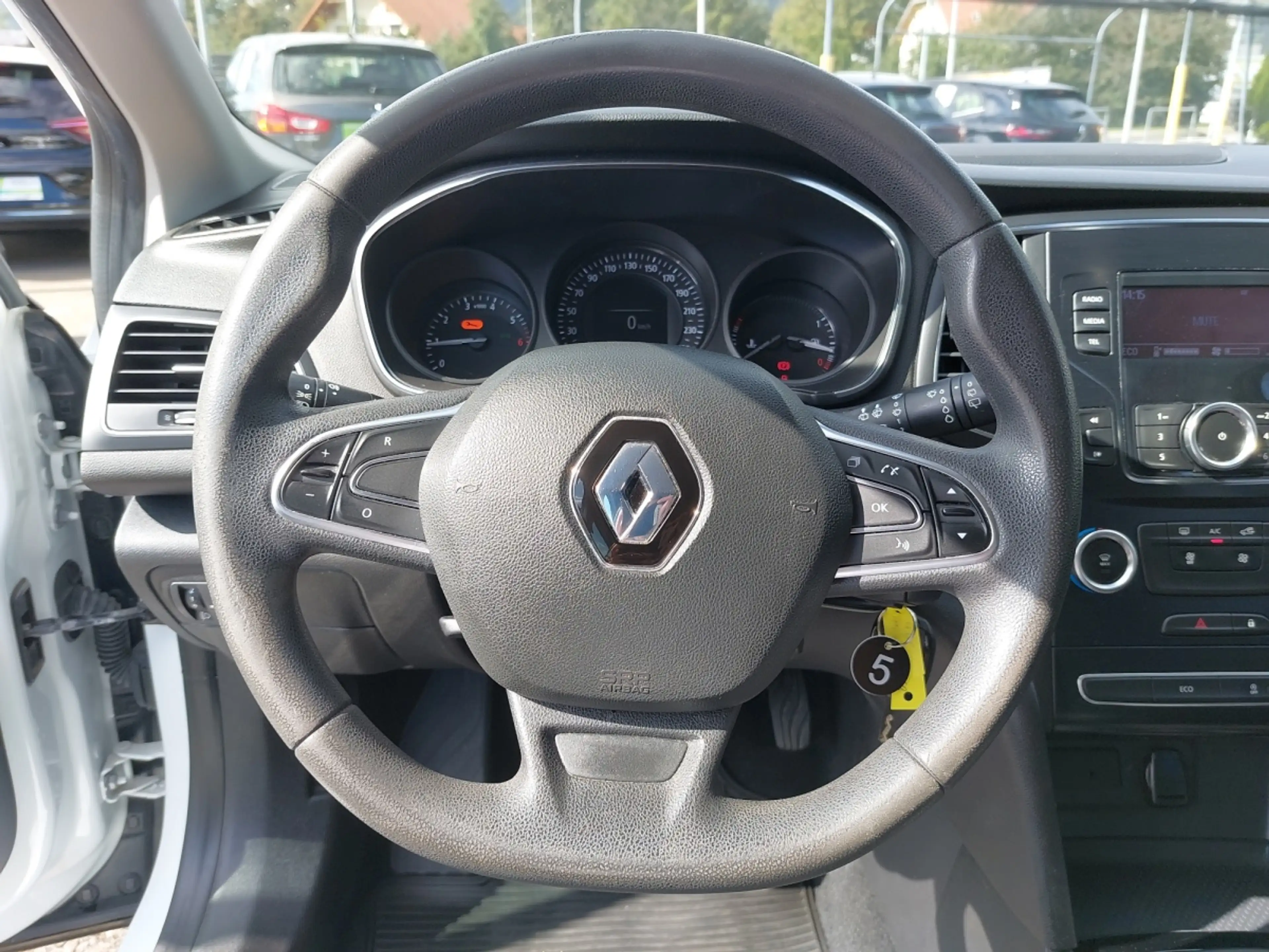 Renault Megane MEGANE GT Life TCe 100 — photo 13