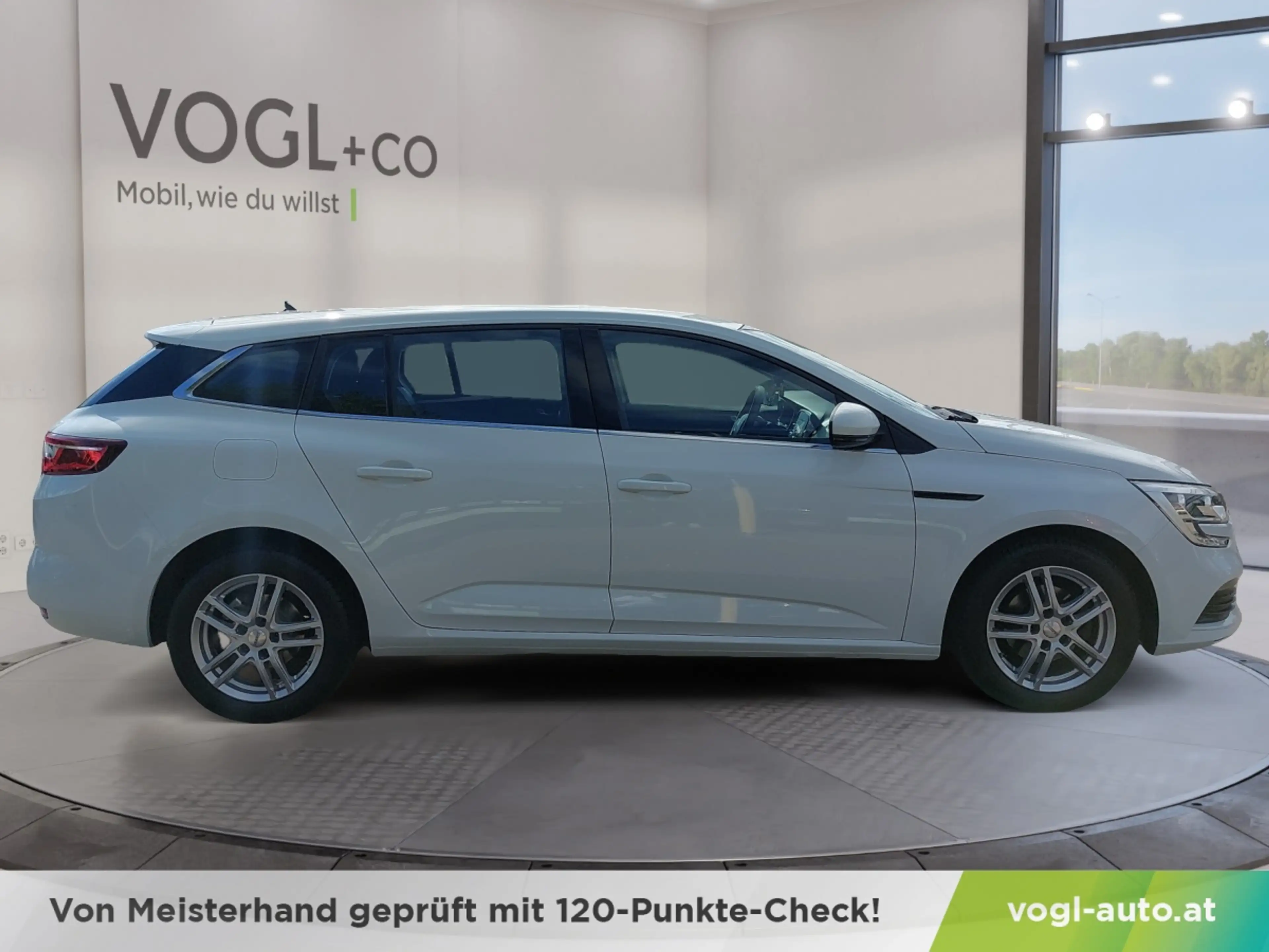 Renault Megane MEGANE GT Life TCe 100 — photo 8
