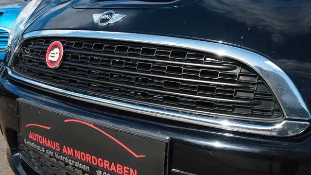 MINI John Cooper Works Cabrio JOHN COOPER WORKS CABRIO JCW NAVI PARKHILFE