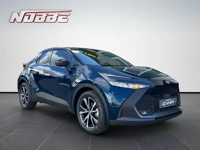 Toyota C-HR view 7