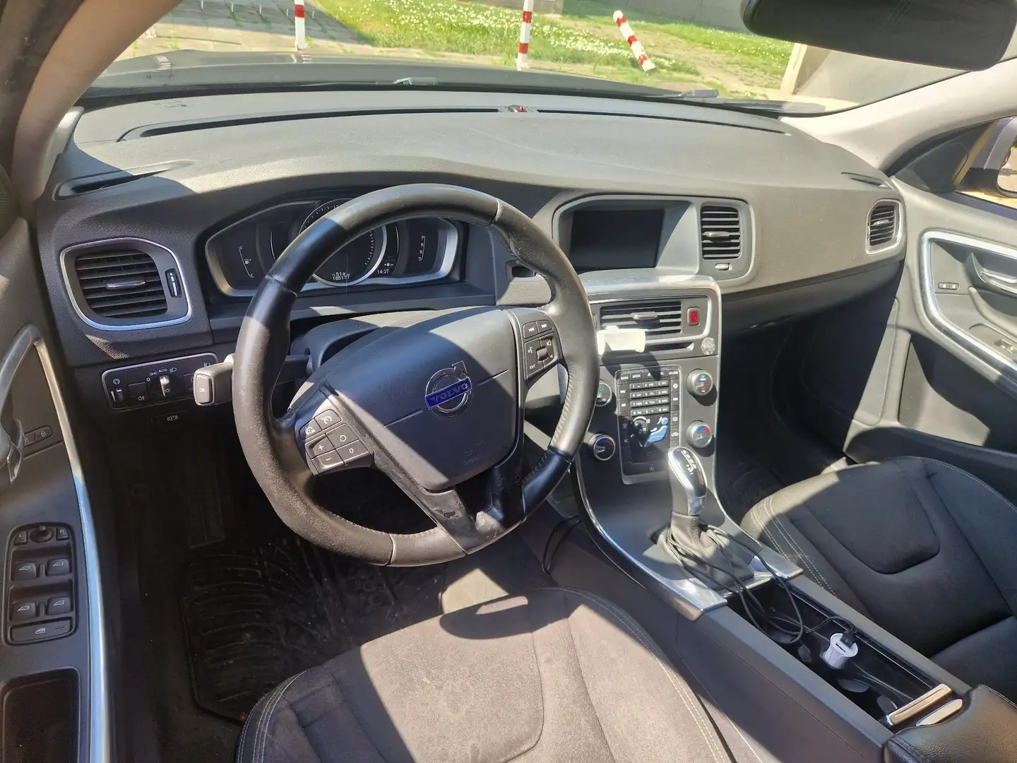 Volvo V60 D2 Geartronic Linje Svart - 2