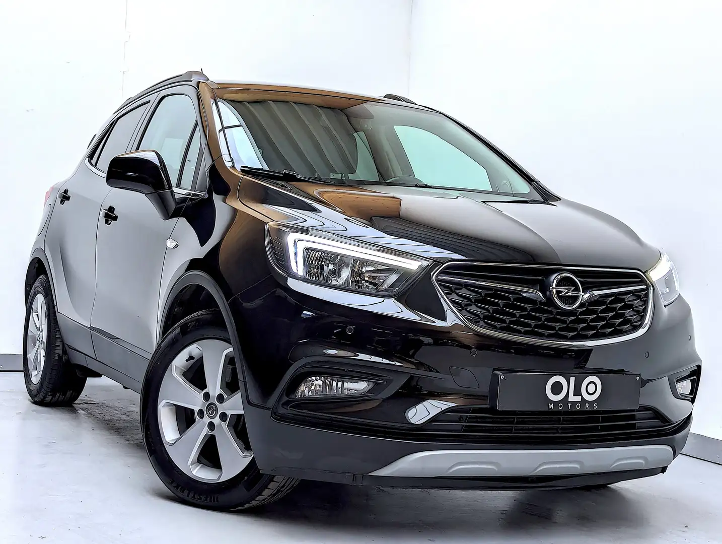 Opel Mokka X 1.6 CDTI Innovation / CUIR / NAVI / CARPLAY Zwart - 1
