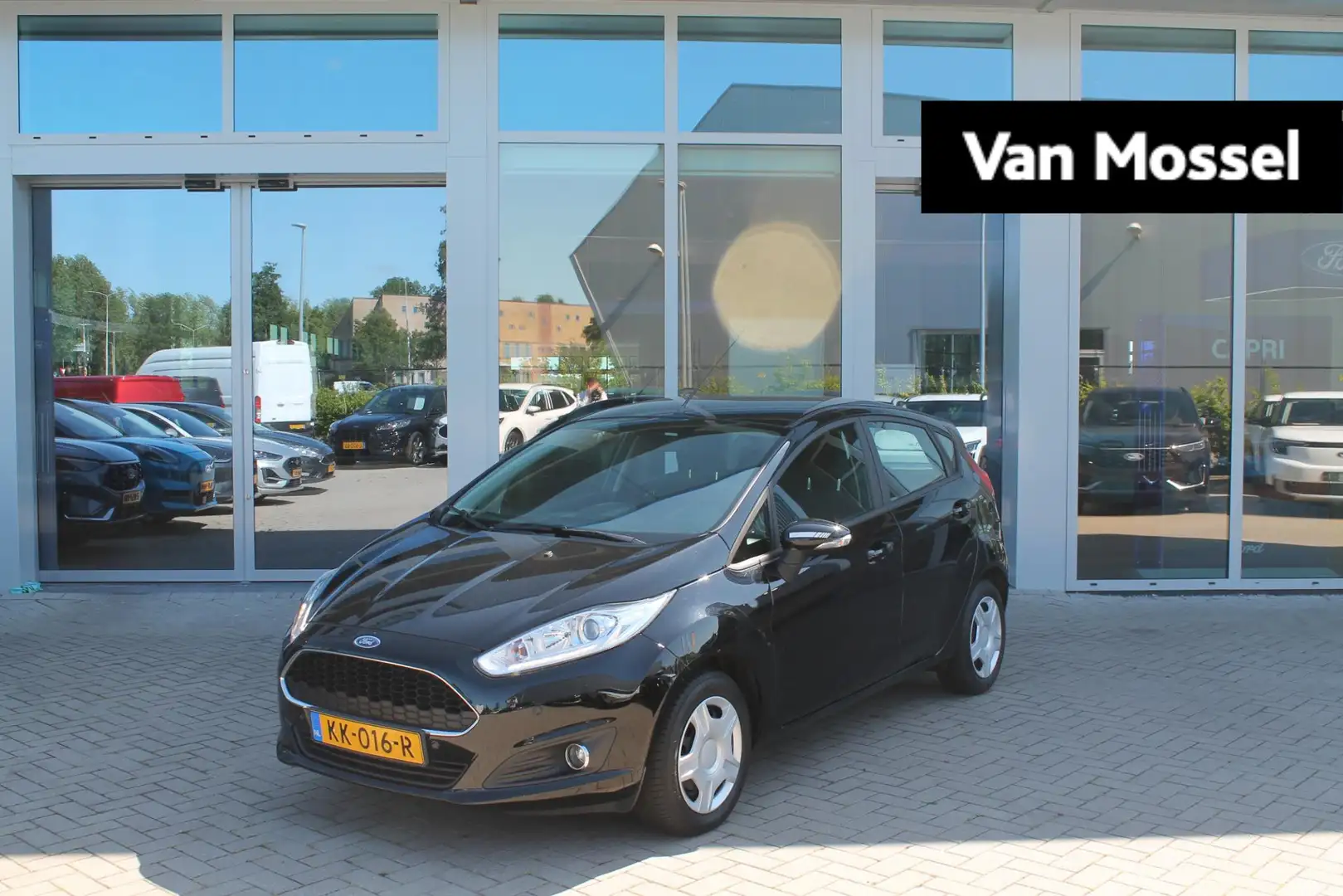 Ford Fiesta 1.0 Style Ultimate | Airco | Navi | Cruise control Zwart - 1