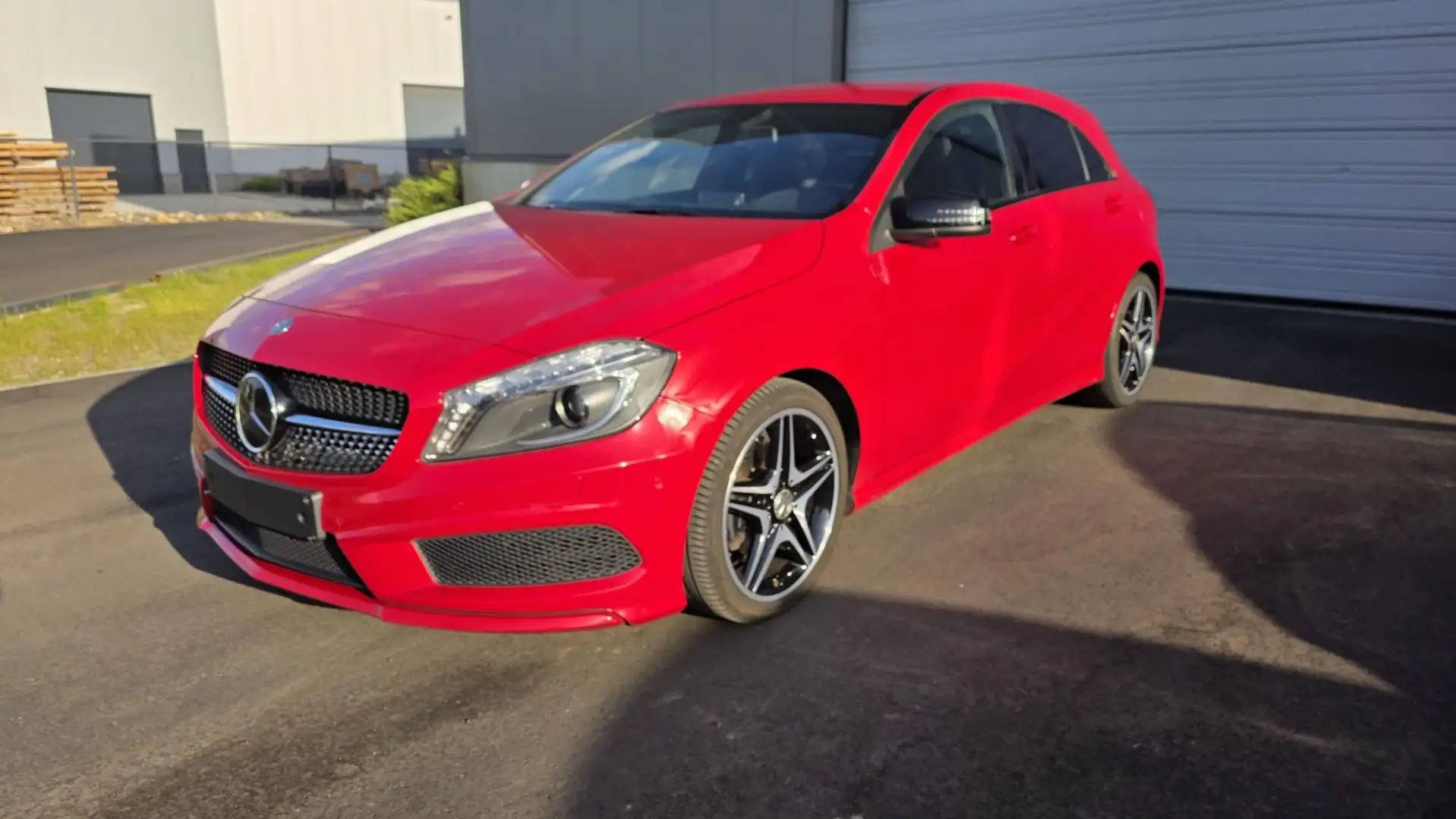 Mercedes-Benz A 180 CDI Rojo - 1