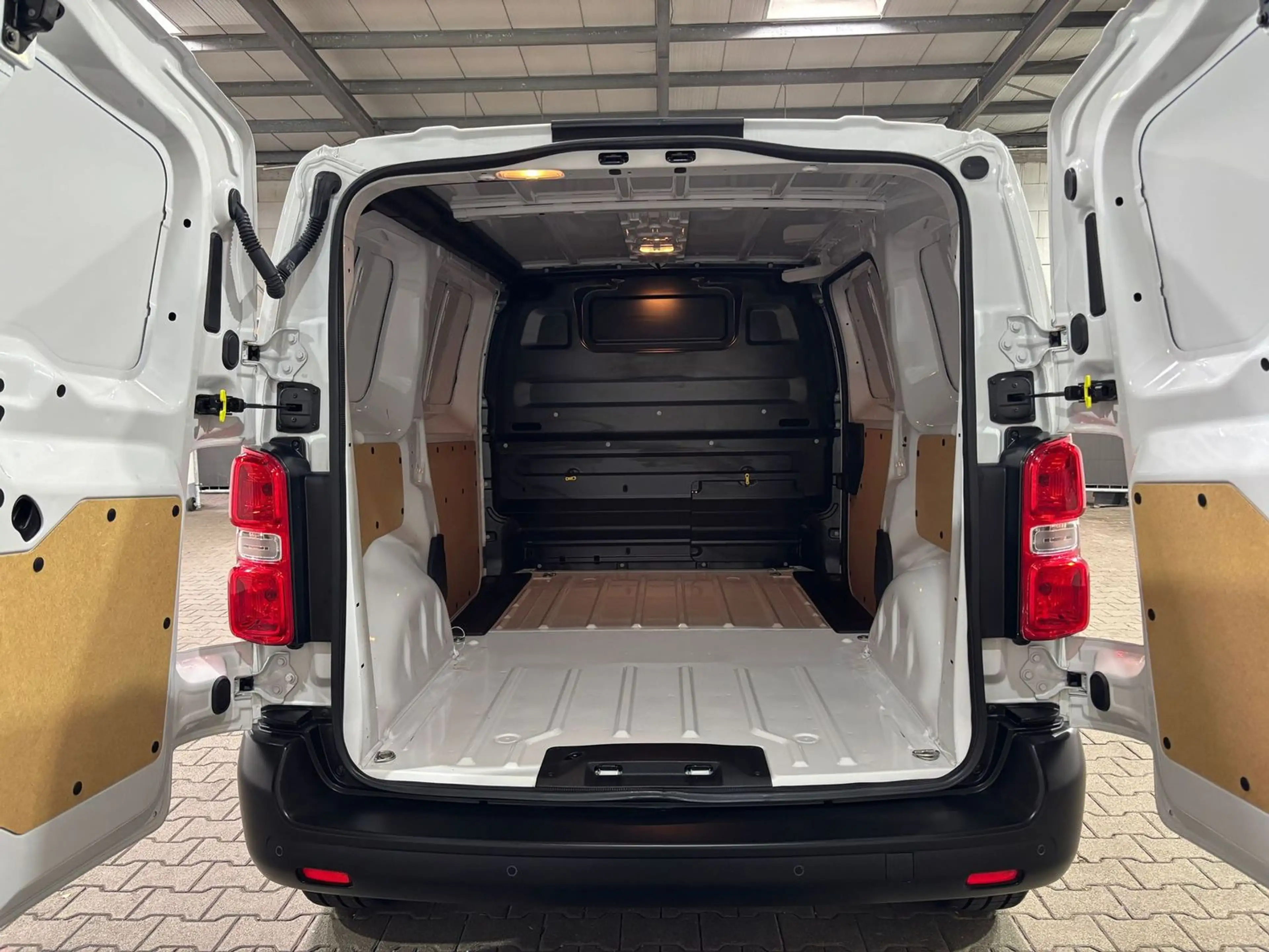 Peugeot Expert 2.0 D KASTEN #Klima#PDC#Kamera#Tempomat — photo 9