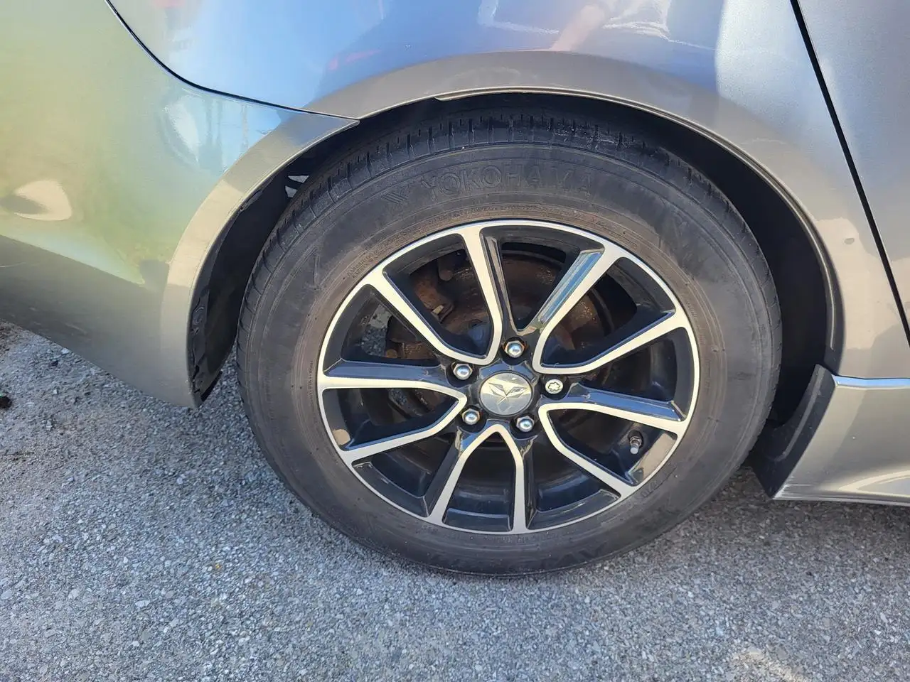 Mitsubishi Lancer снимка Mitsubishi Lancer