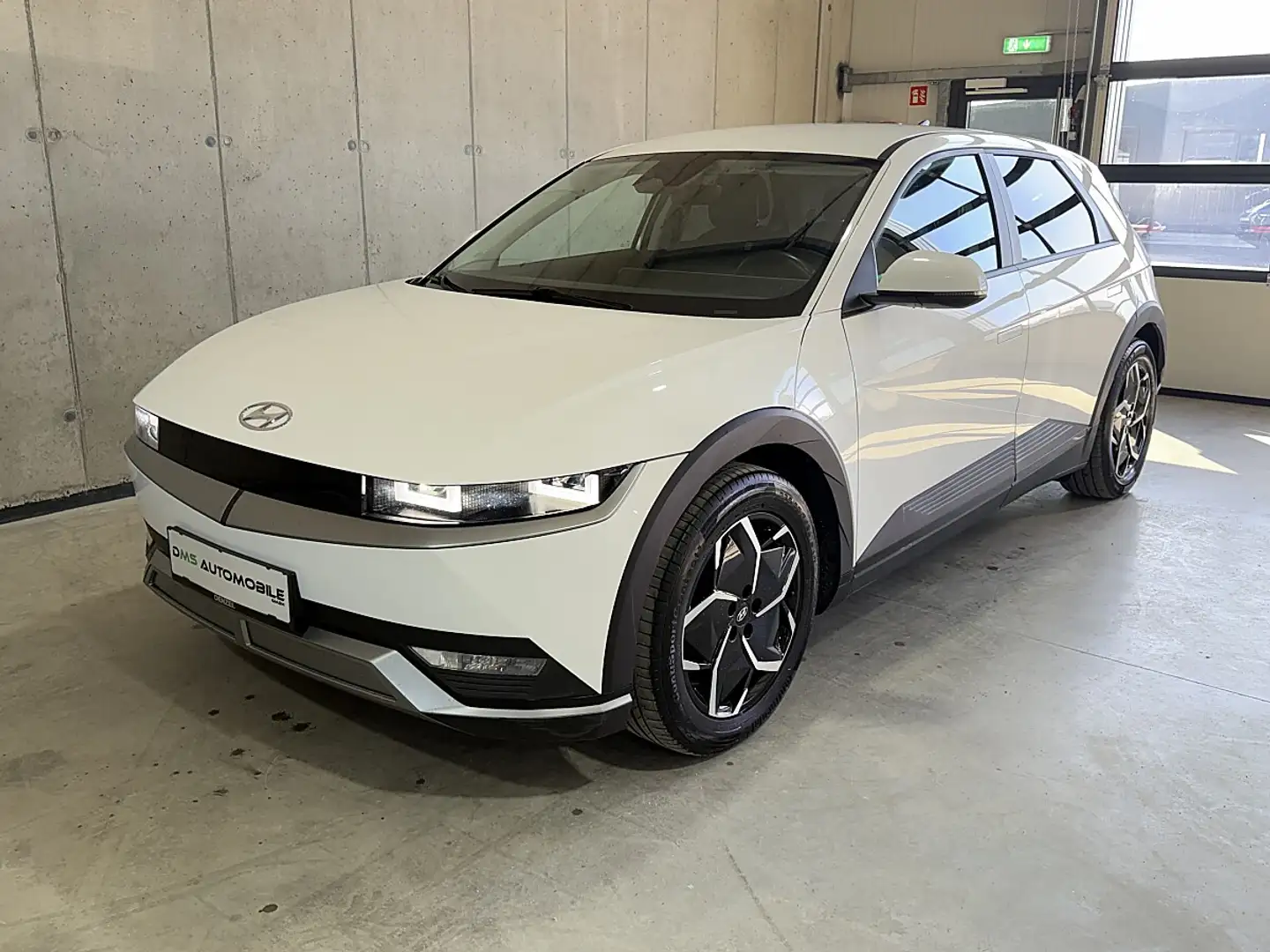 Hyundai IONIQ 5 Ioniq 5 Elektro 73kWh Base Line Long Range Aut.... Weiß - 2