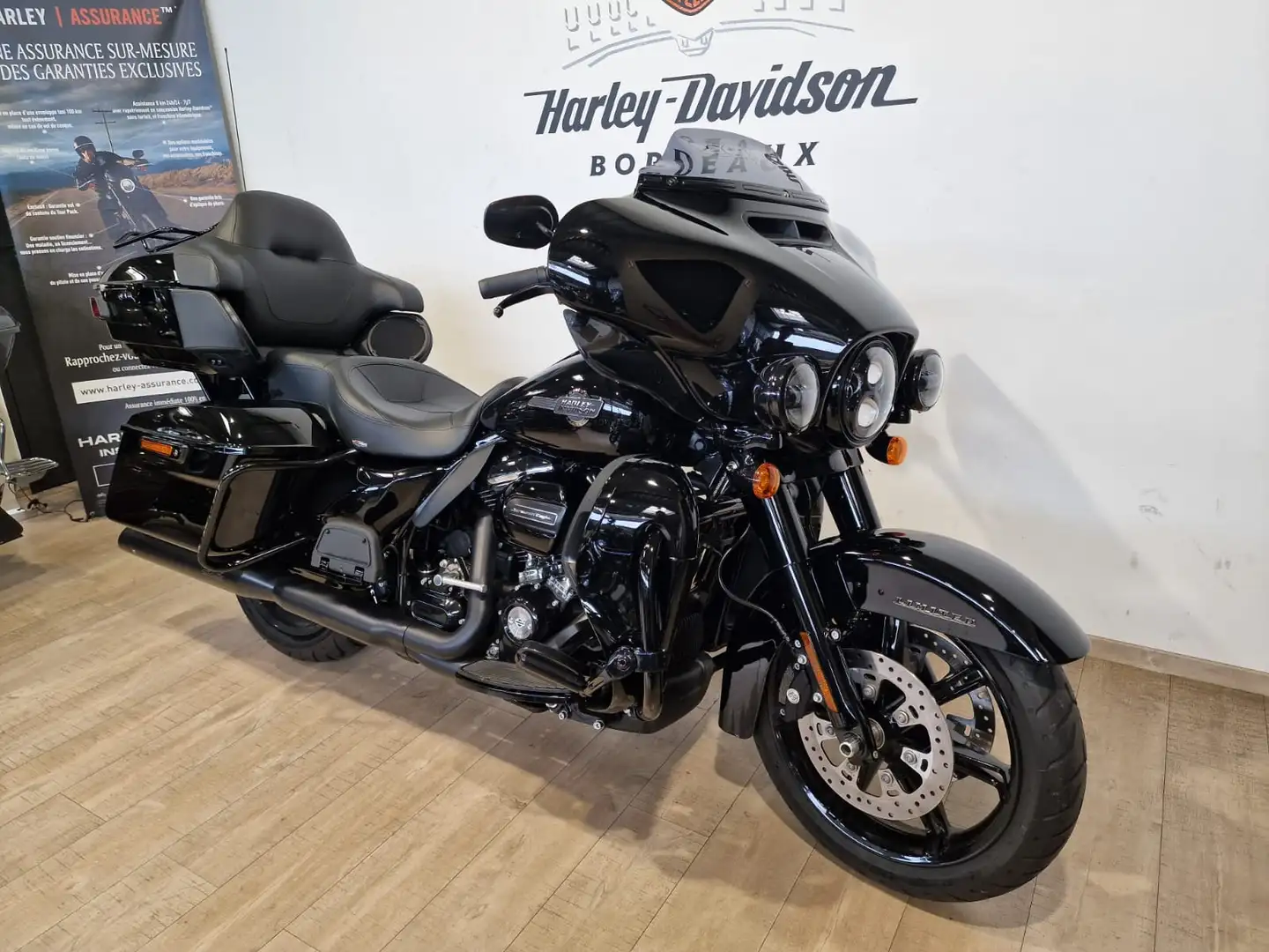 Harley-Davidson Electra Glide Noir - 2