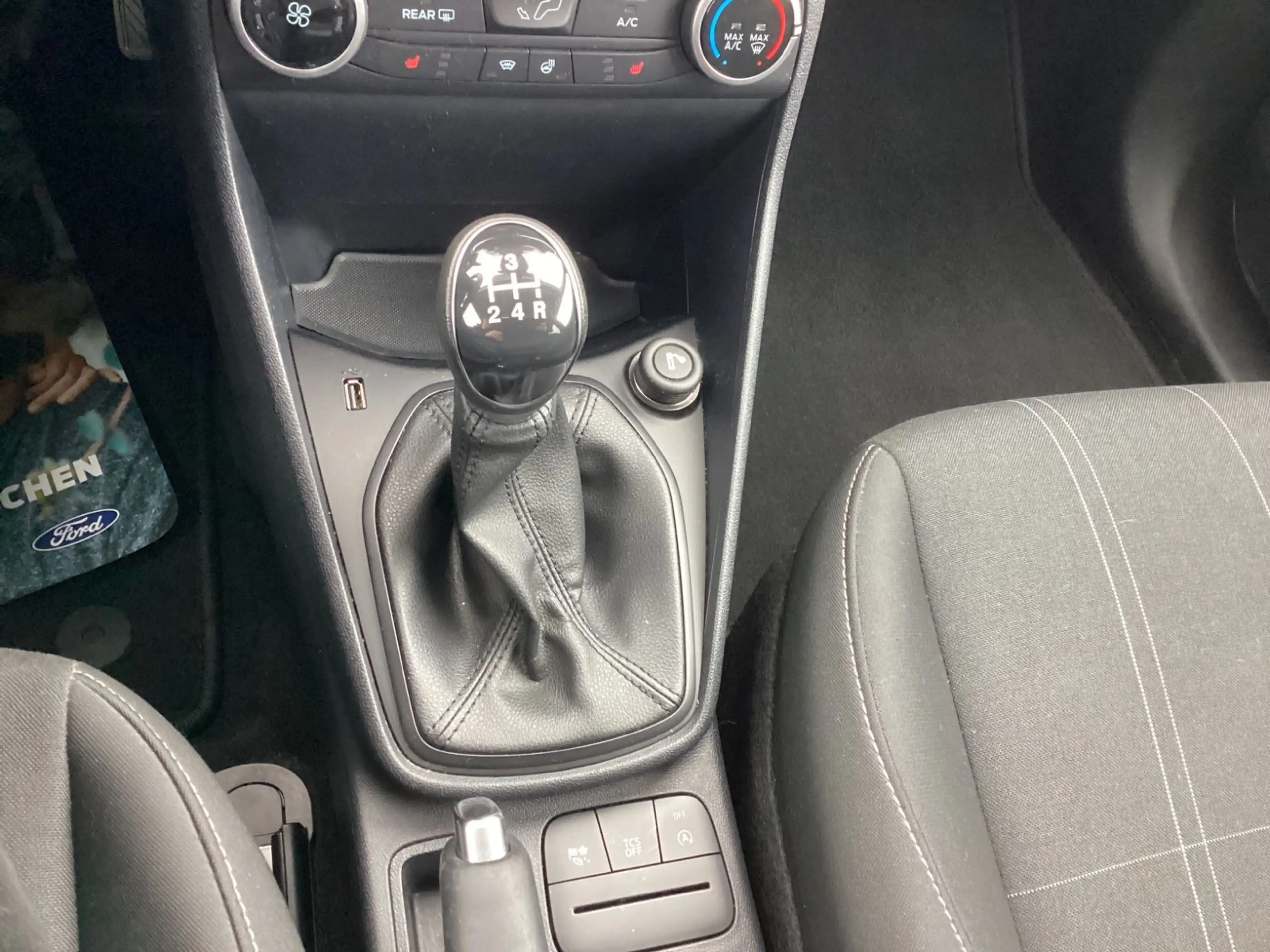 Ford Fiesta Cool & Connect*Navi*GJR*Winter-P*GRA* — photo 21