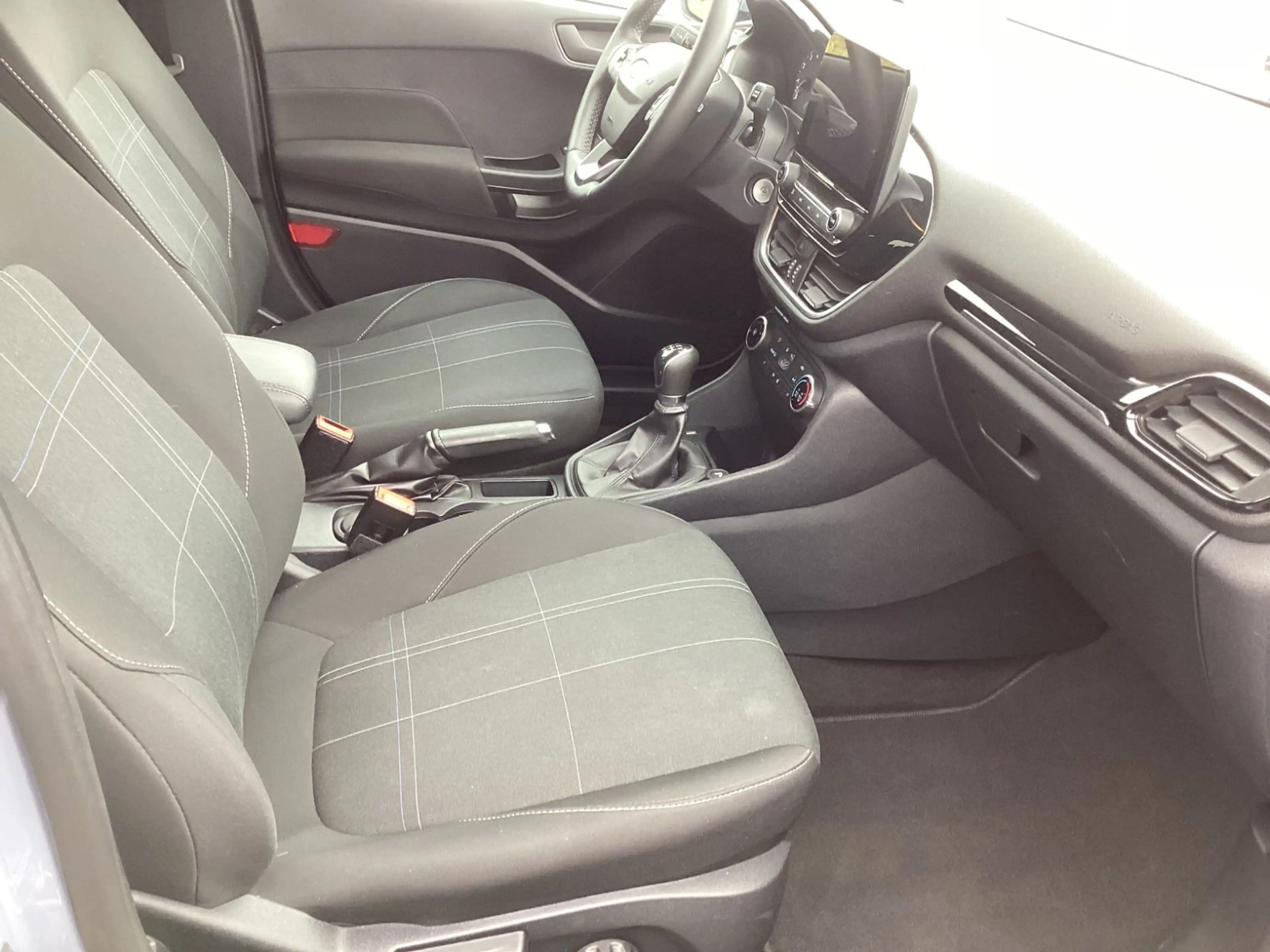 Ford Fiesta Cool & Connect*Navi*GJR*Winter-P*GRA* — photo 19
