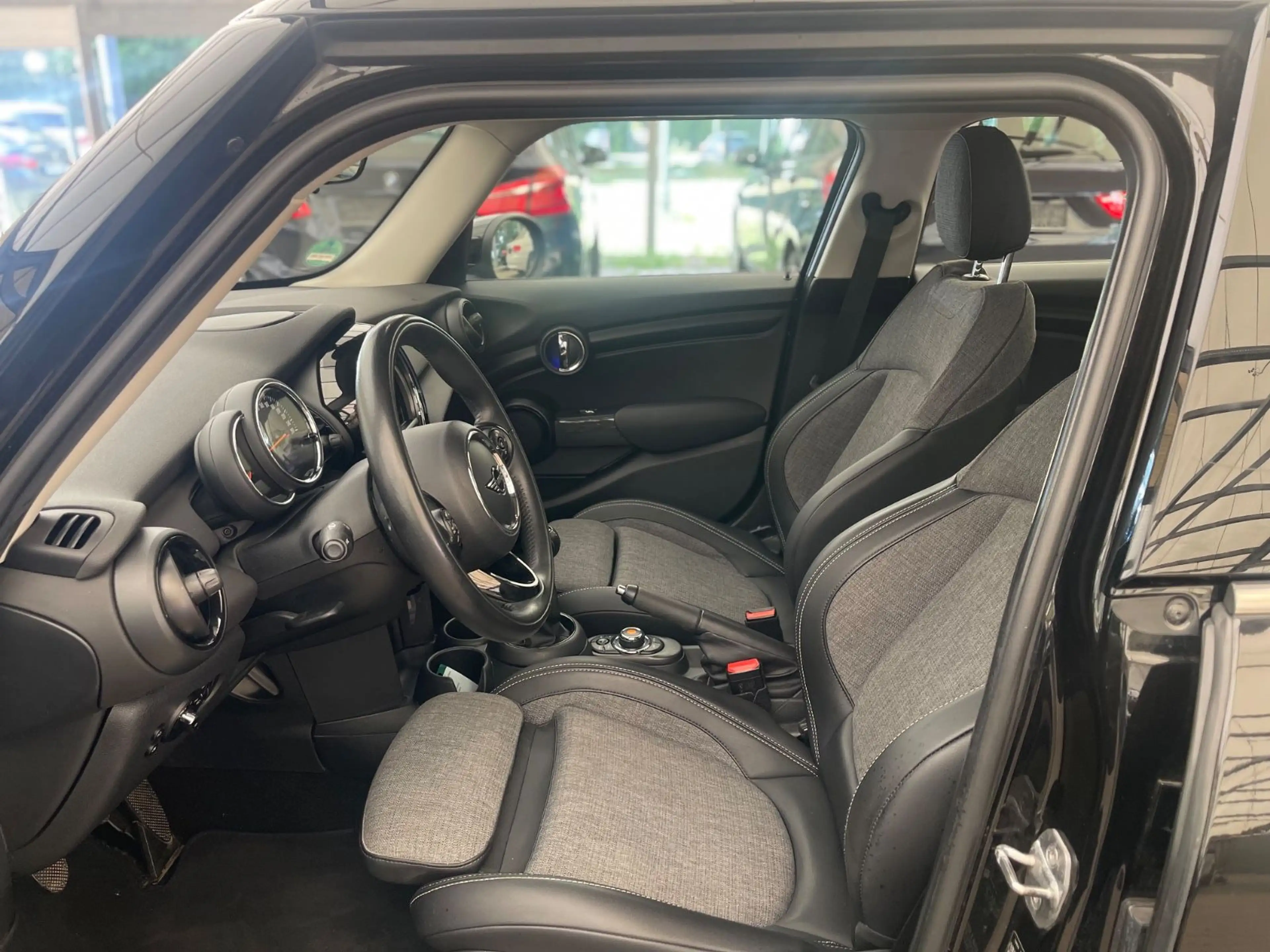MINI One Mini 5-trg. 1.Hd/LED/Navi/AppleCarplay/PDC — photo 11