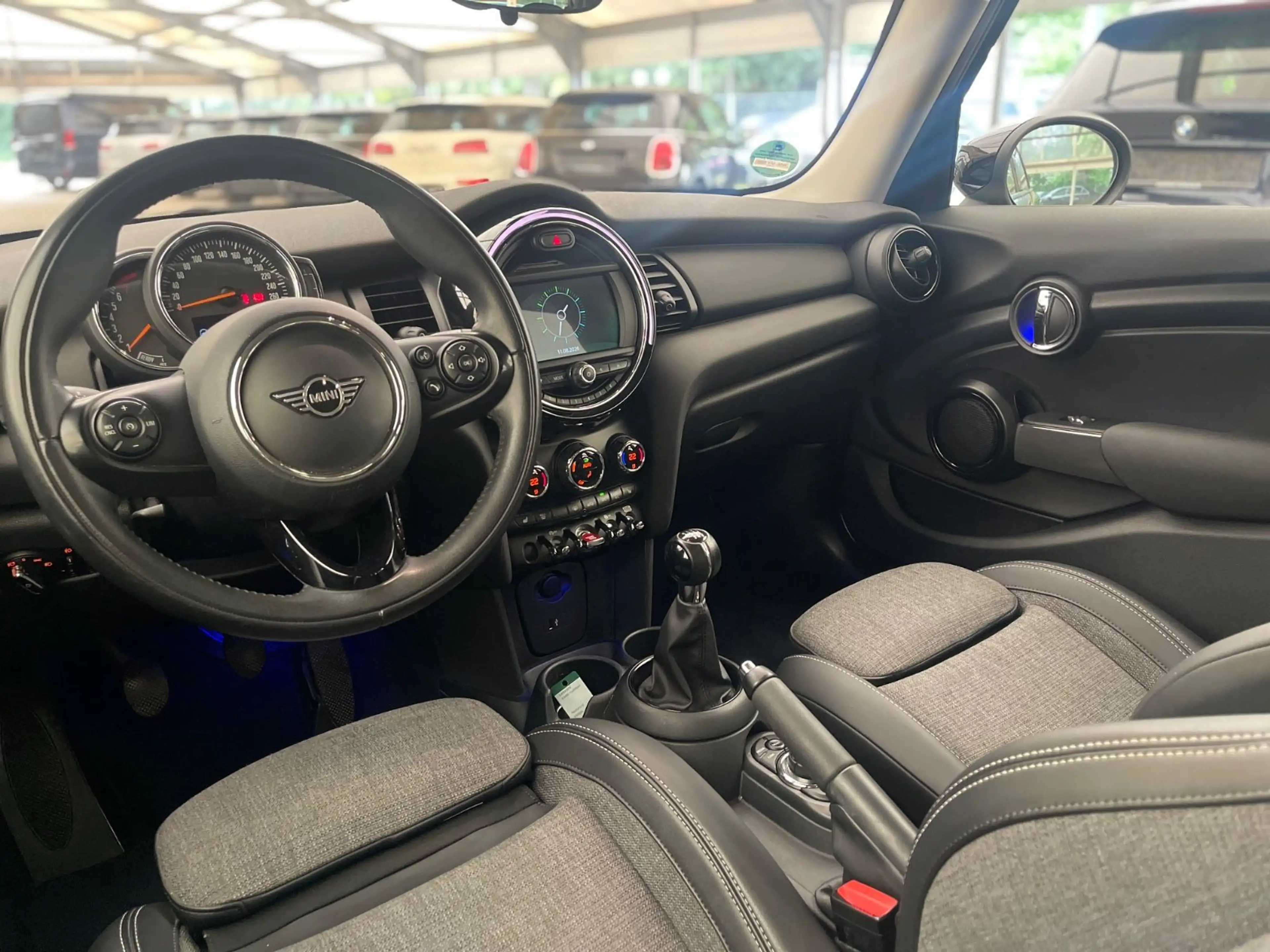 MINI One Mini 5-trg. 1.Hd/LED/Navi/AppleCarplay/PDC — photo 10