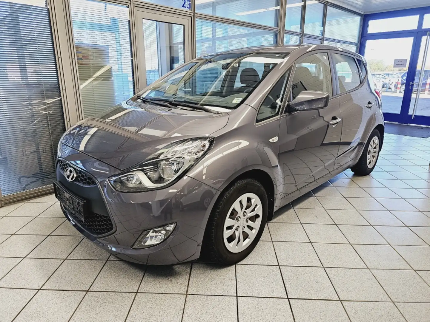 Hyundai iX20 AHK,Klima,Allwetterreifen Szary - 2